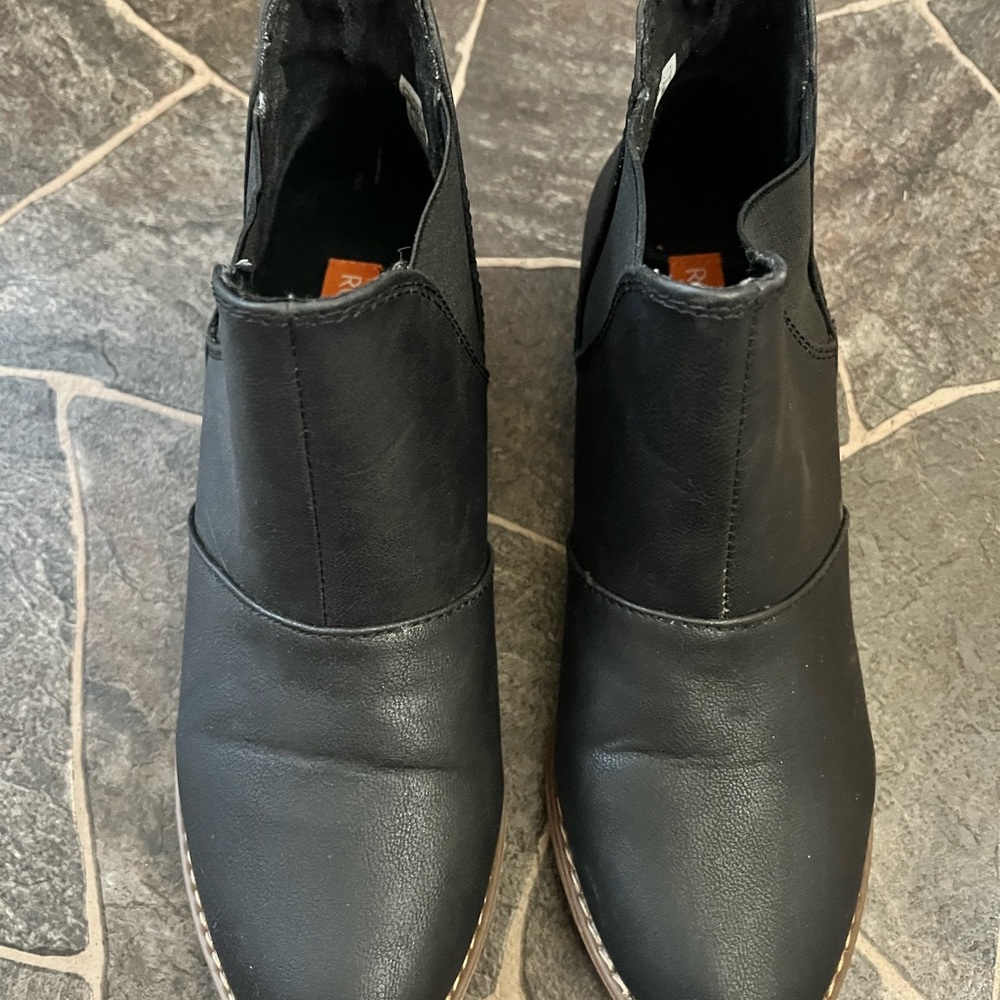 Black Ankle Boots Rocket Dog